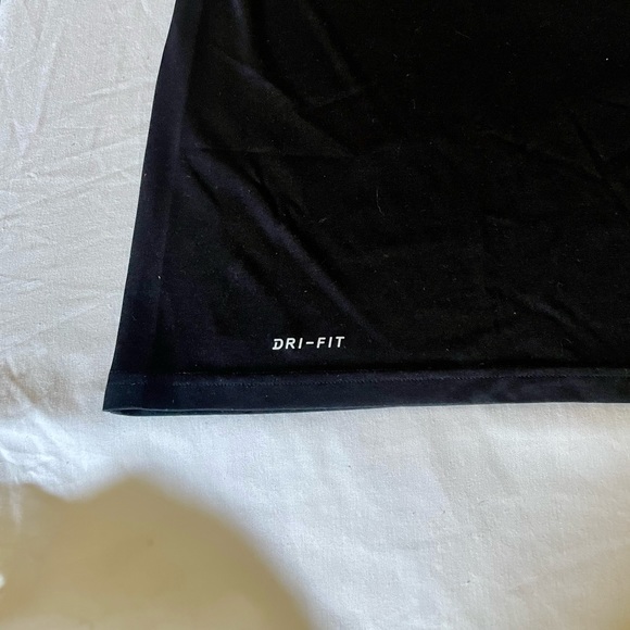 NIKE Dri-Fit CSULB T-Shirt women’s size L - Picture 5 of 5